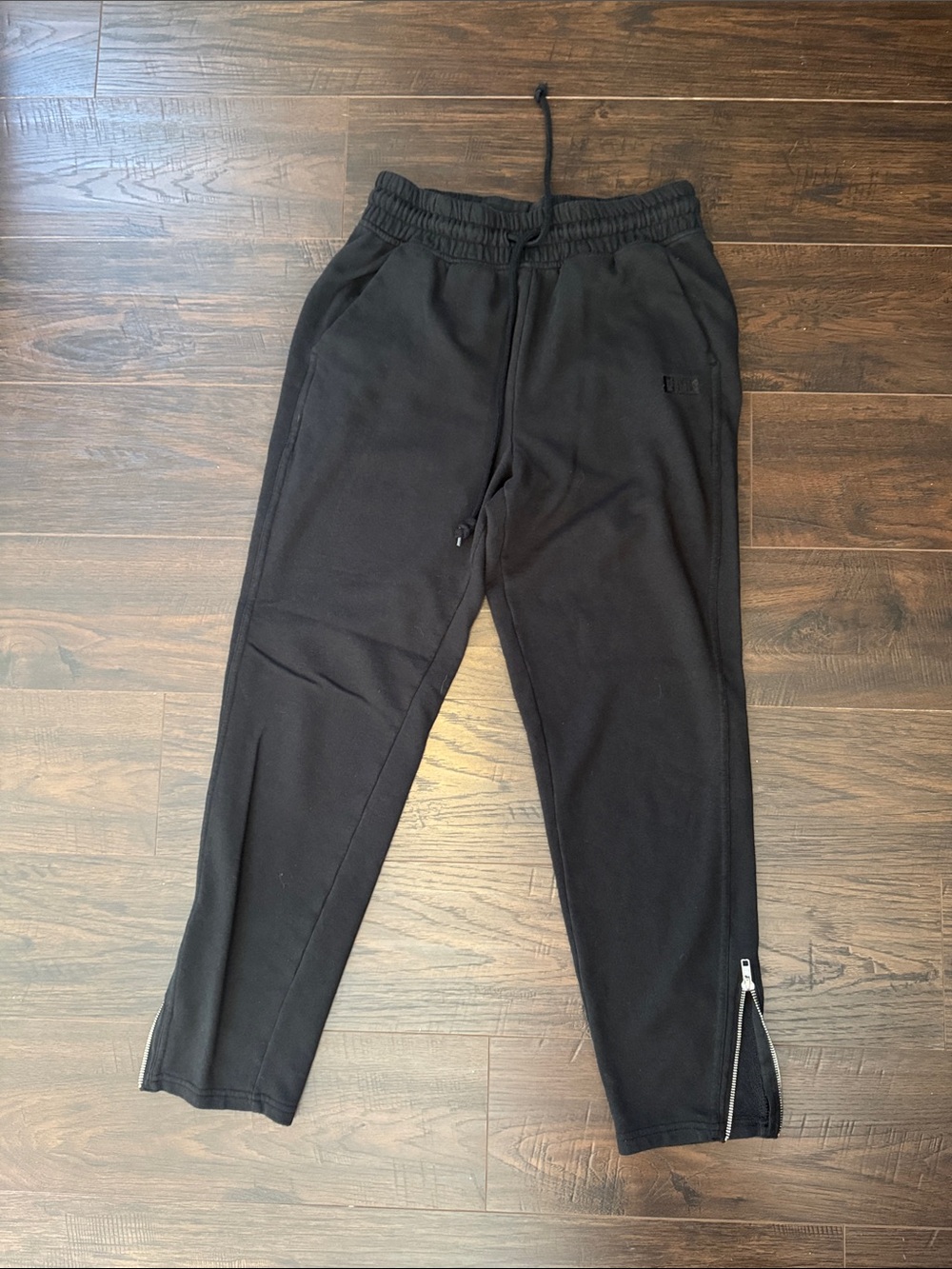 PINK Victoria's Secret Black Jogger Sweatpants with Ankle Zips